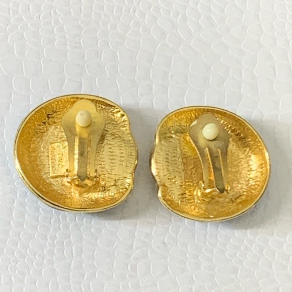 RARE - Signed Two Sisters Clip on Earrings.Gold plated.Blue Cabochons,Enamel. - Picture 7 of 12